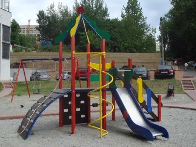 Детские игровые комплексы для улицы